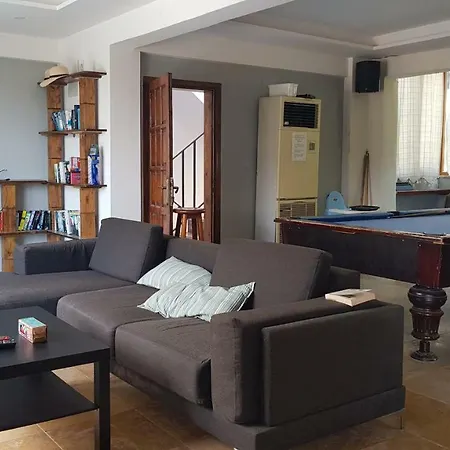 Hotel apartamentowy Poppy 2*